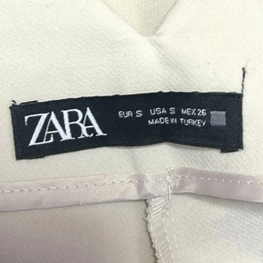 Zara Women's Off White High Waisted Pleated Straight Trouser Dress Pants Size S - Image 5