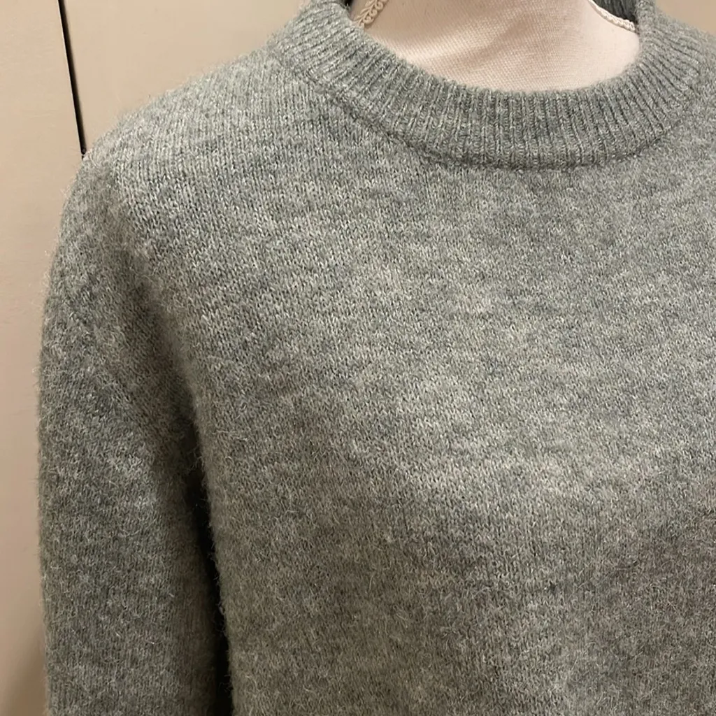 World market Heather green sweater one size Size undefined - Image 2