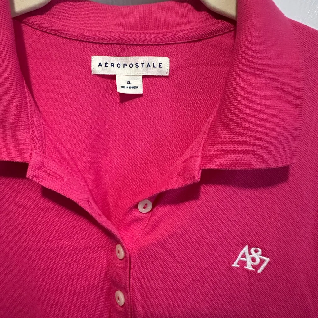 Aeropostale Women's Bright Pink Button Down Shirt NWOT - Image 2