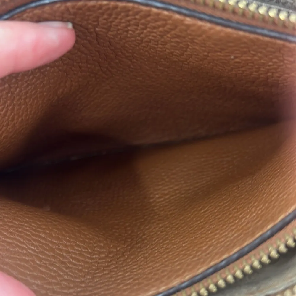 Michael Kors Brown Crossbody Bag with Structured Design - Image 7