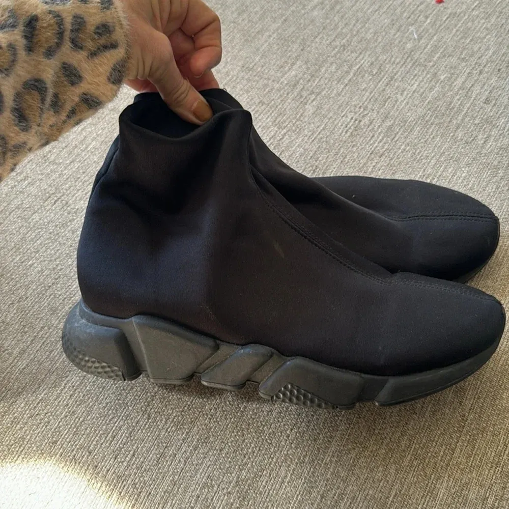 Italian made lug sole sock style chunky slip on shoe size Italian 30 or US 8 Black - Image 5