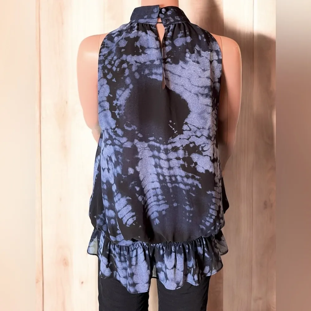 Kenneth Cole - Tie Dye/Batik Pattern Sleeveless Top - Size 8 - Blue & Black - Image 2