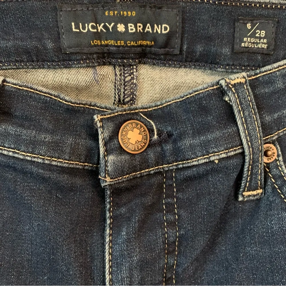 LUCKY BRAND “Ava Skinny” Jean Sz: 6/28 - Image 2
