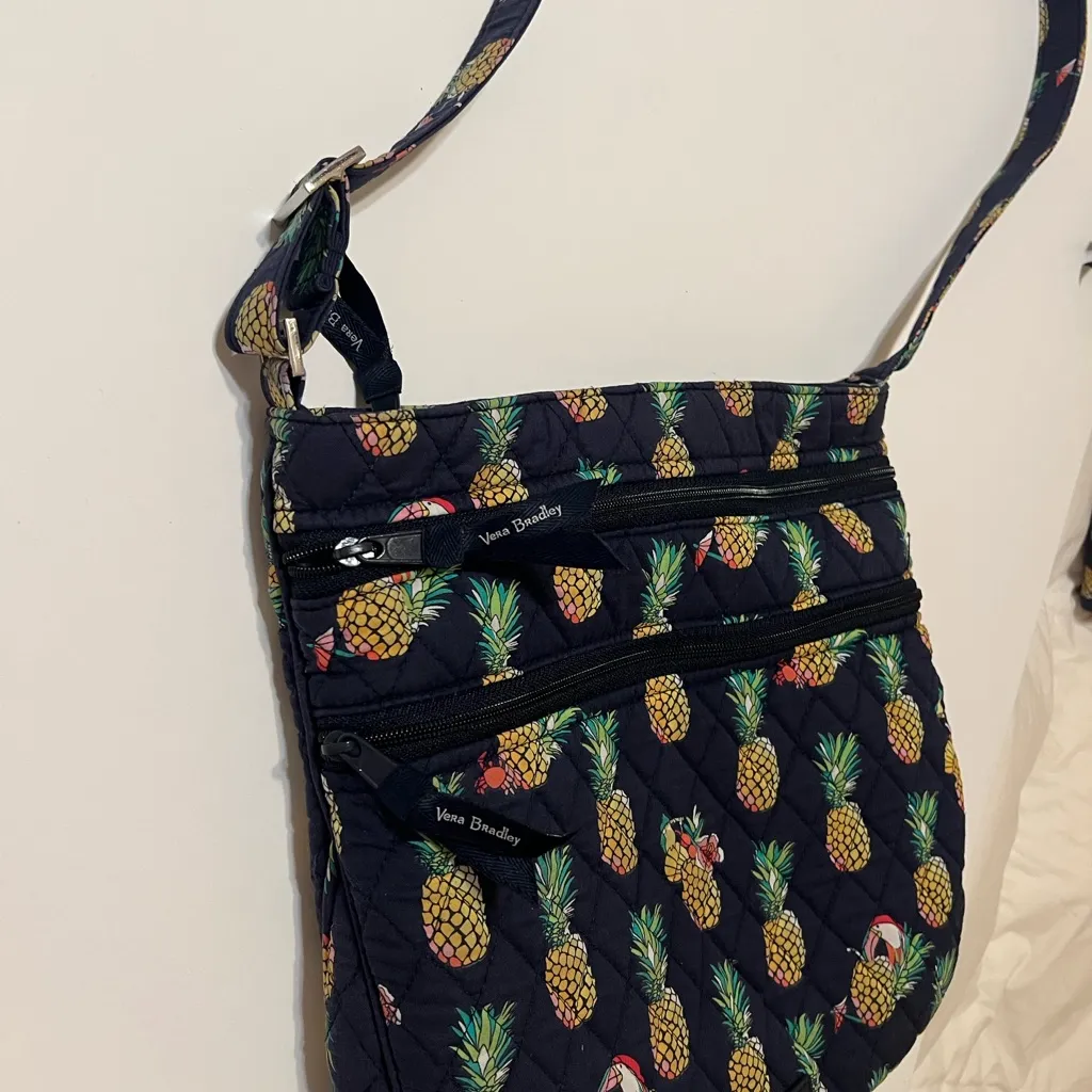Vera Bradley Trio Zip Hipster Toucan Party Bag and wallet SET. Like New - Image 14