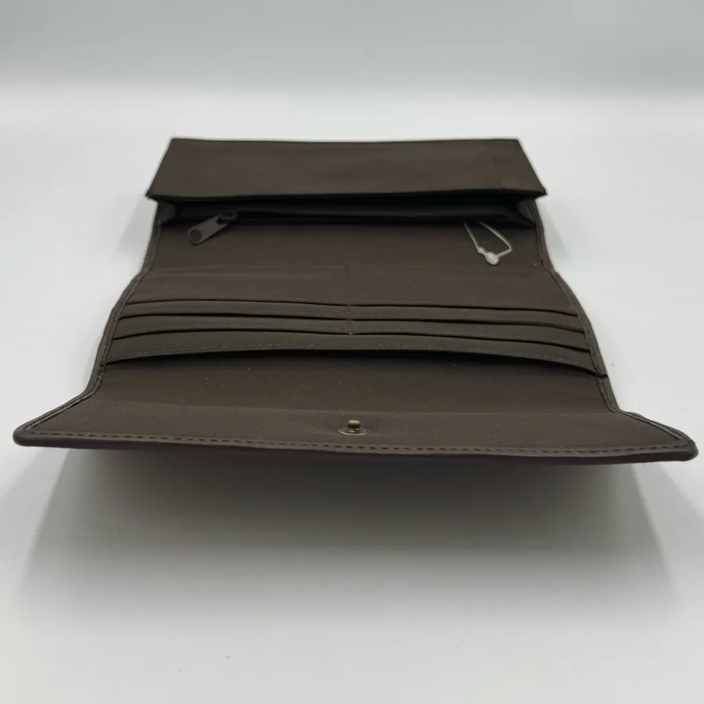 NWOT Relic Brown Tri-fold Wallet - Image 5