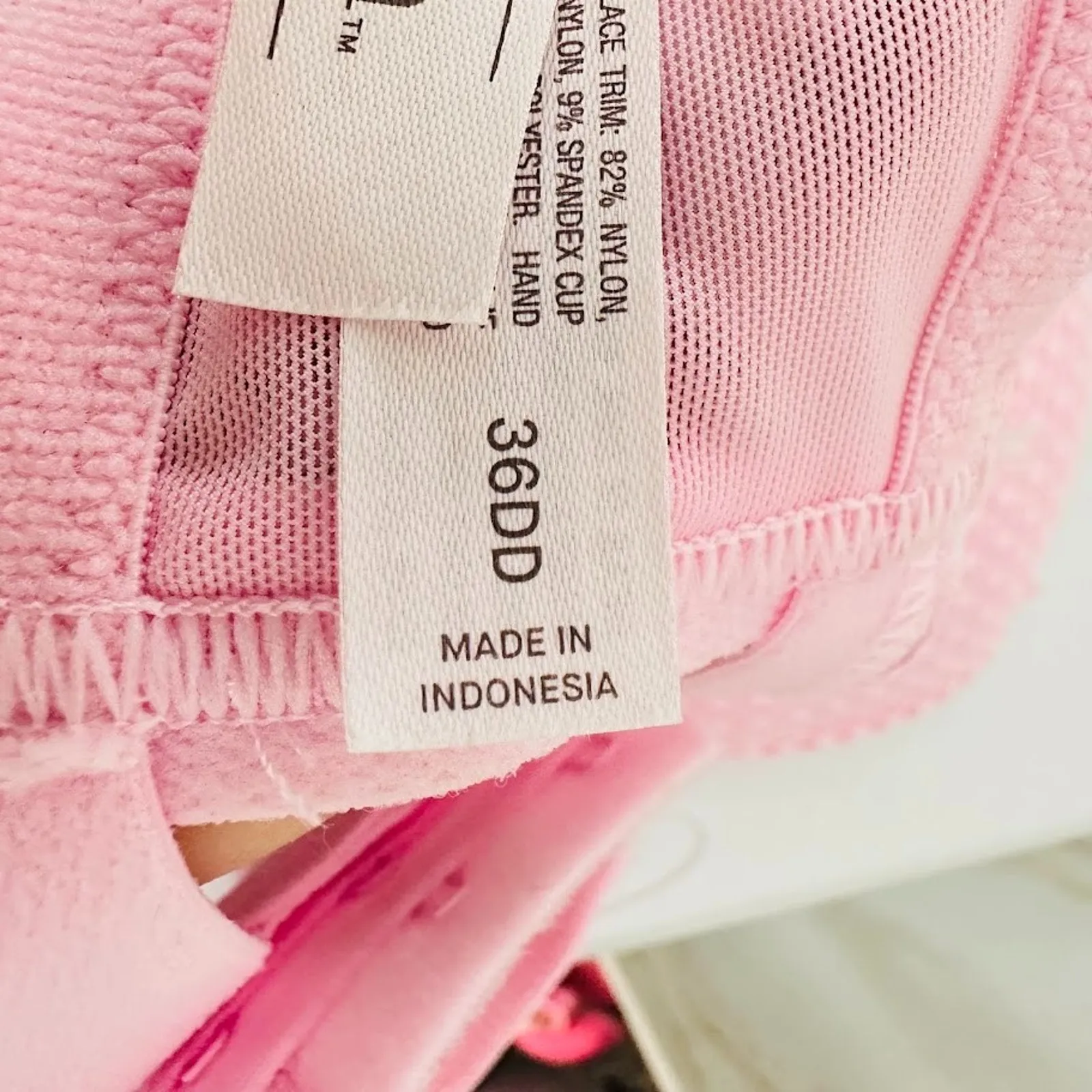 Auden Women’s Pink Lace Plunge Coverage Pushup Bra Underwire Padded Size 36DD - Image 6