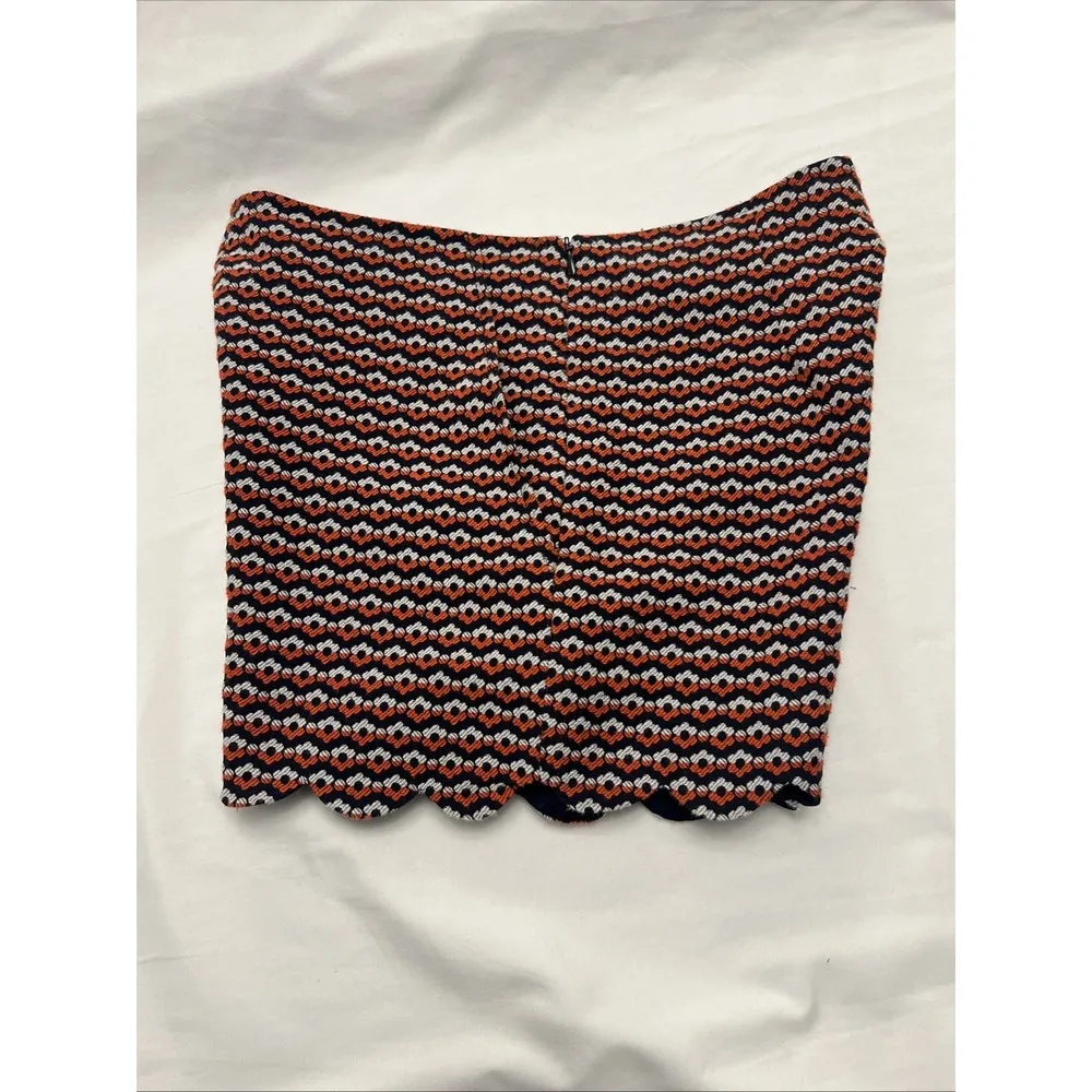 TRINA TURK Shorts‎ Womens Size 2 Textured Knit Floral Scalloped Hem Summer Geo - Image 6