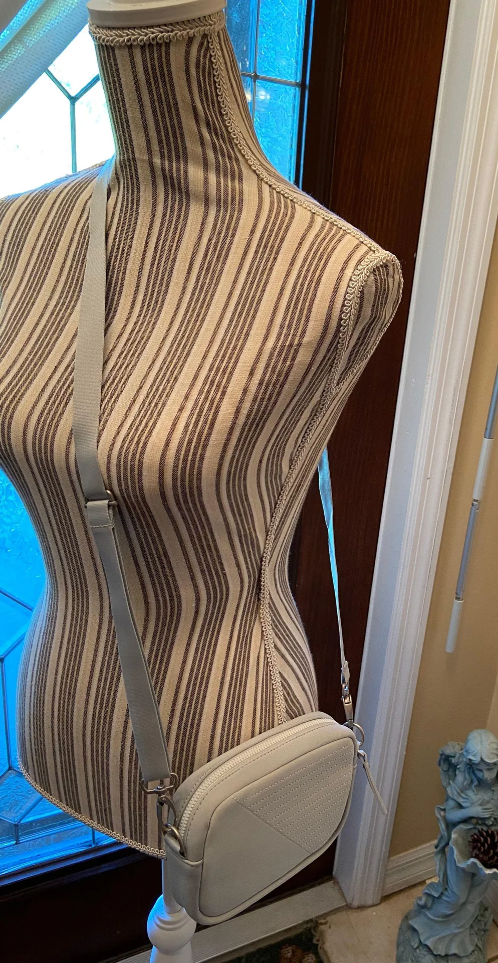 Sidekick slate grey crossbody - Image 16