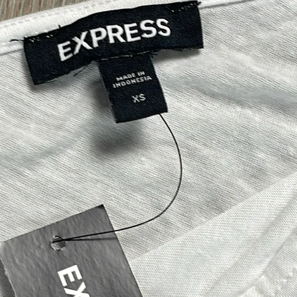 Express One Shoulder White T-Shirt Size XS - Image 9