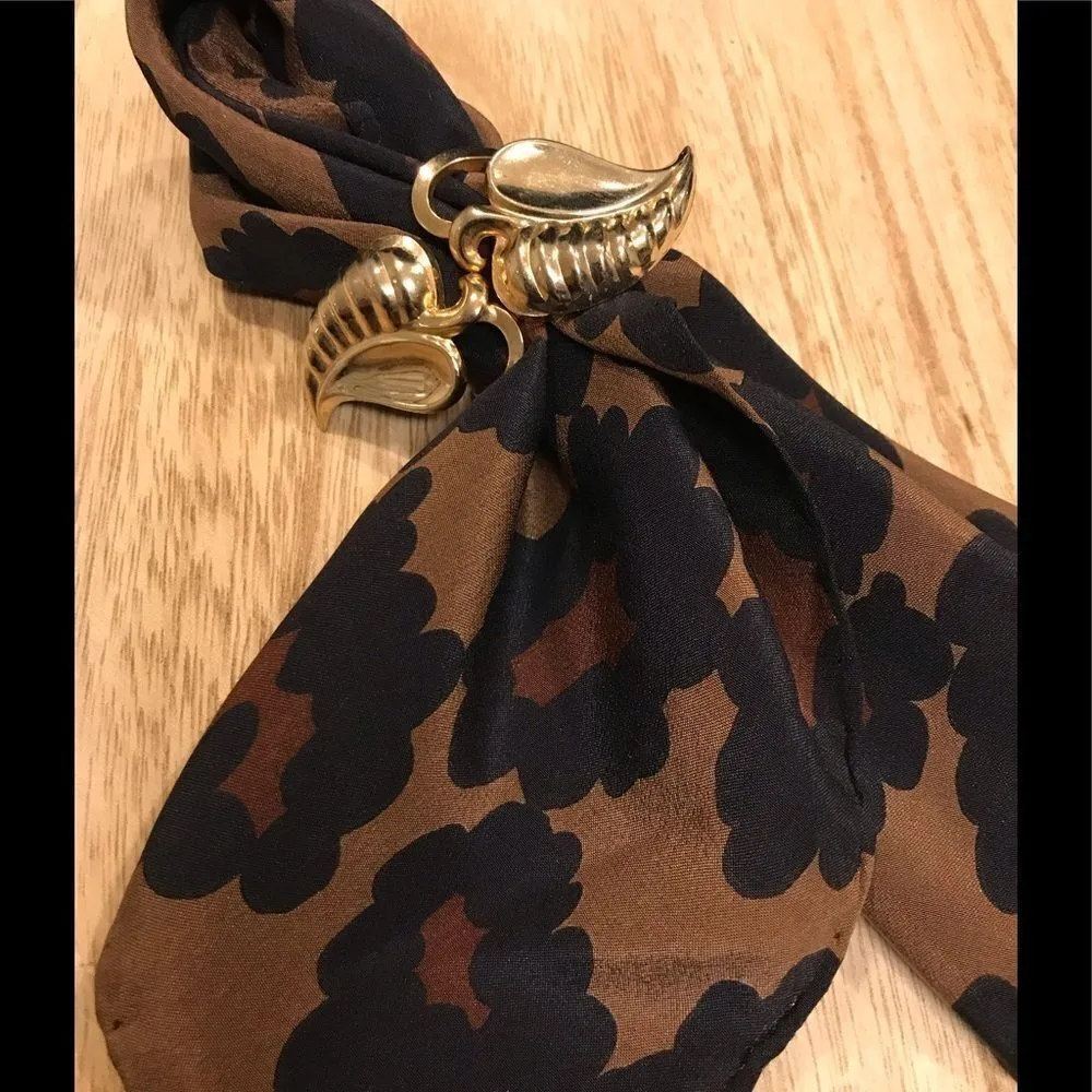 Scarf Holder 70s Gold Leaf Design - Image 5