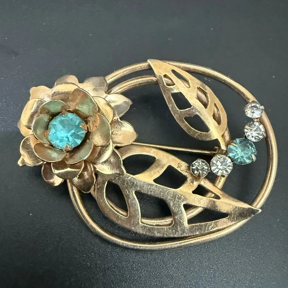 Vintage Unsigned Gold - Image 2