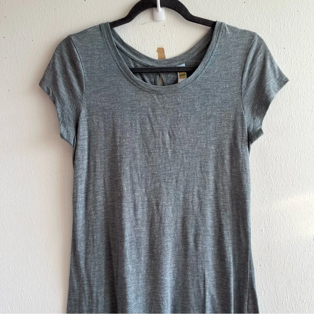 Löle Dress Grey Twist Back Short Sleeves Athletic Dress Sz L GUC - Image 3