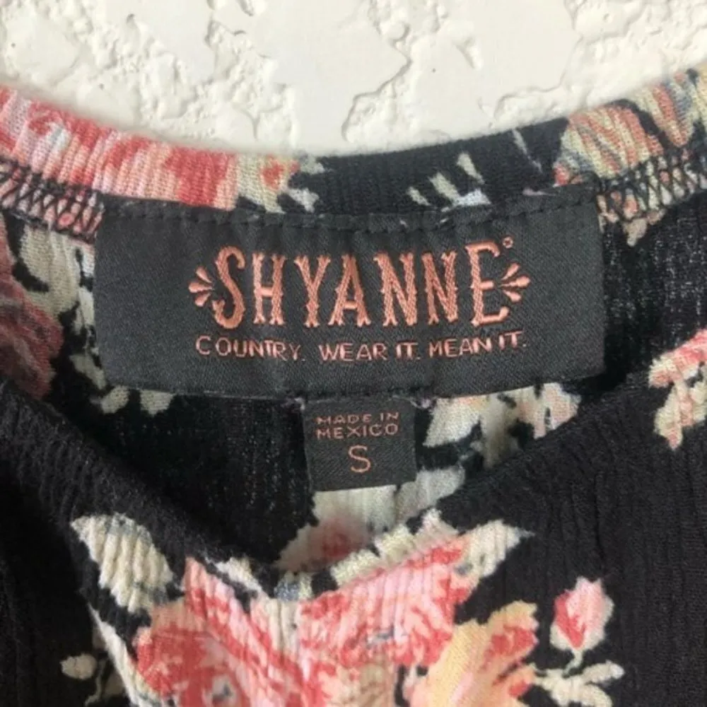 Shyanne Country Black Floral Long Bell Sleeve Off Shoulder Top S - Image 5