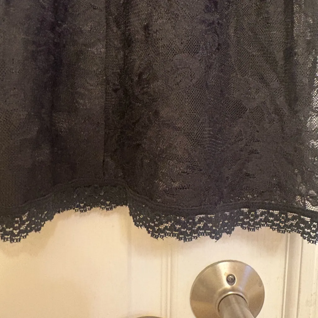 Victoria's Secret Black Lace Vintage Cami Top - M - Image 12