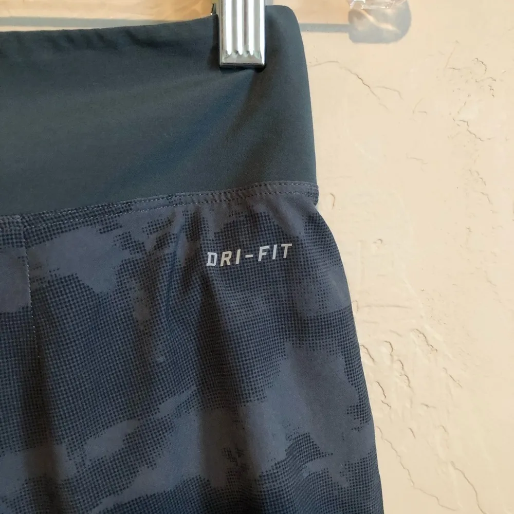 Nike Dri-Fit Green Abstract Camo‎ Running Shorts - Image 7