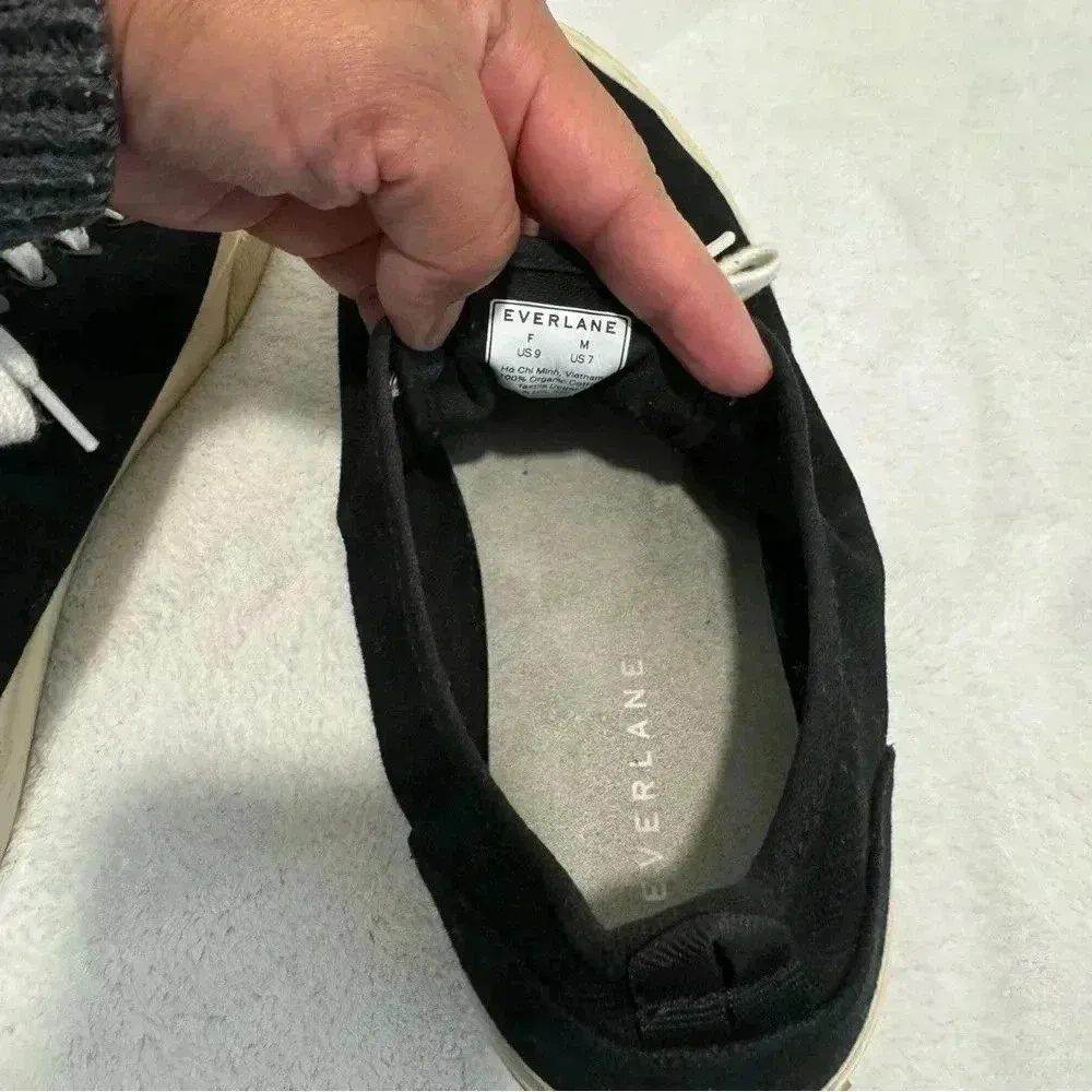 Everlane Canvas Sneakers in Black size 7 - Image 10