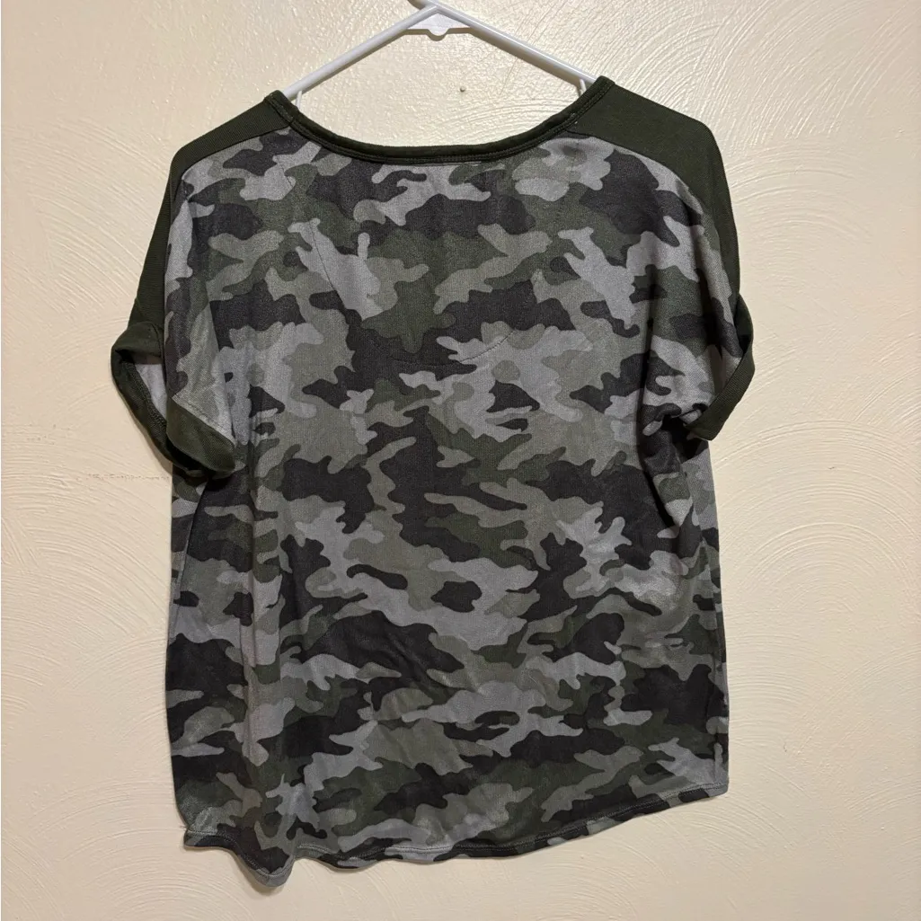 🪖 Lucky Brand Camo Print Soft Knit Tee – Size XL - Image 7