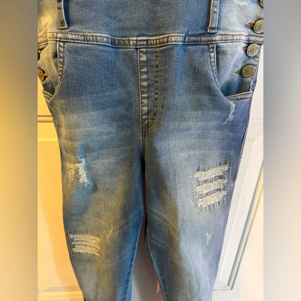 T&T Women’s Overalls - Image 7