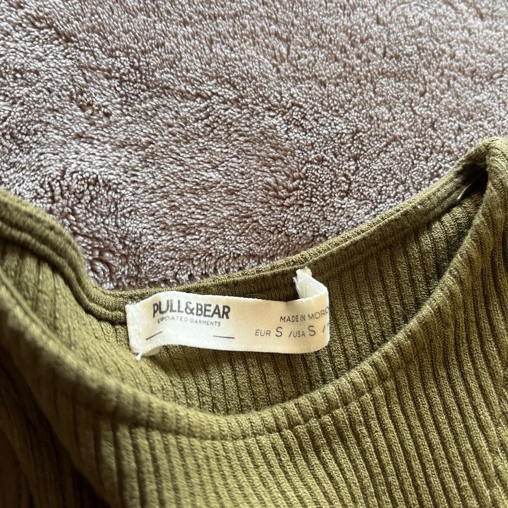 PULL & BEAR Olive Ribbed Super Stretch Shoulder Cut - Image 2