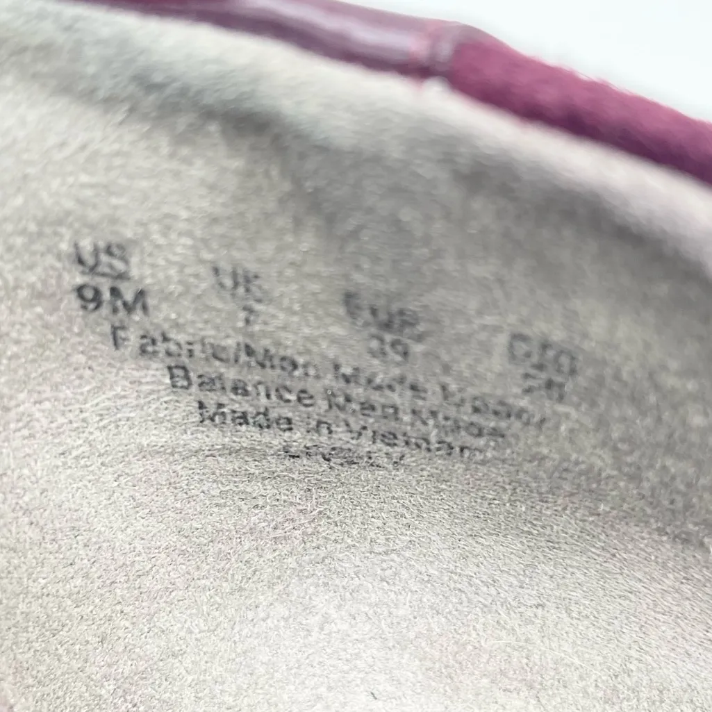 LifeStride Lively Women's High Heels Pumps Size 9 Dark Wine Red Microsuede Stud - Image 5