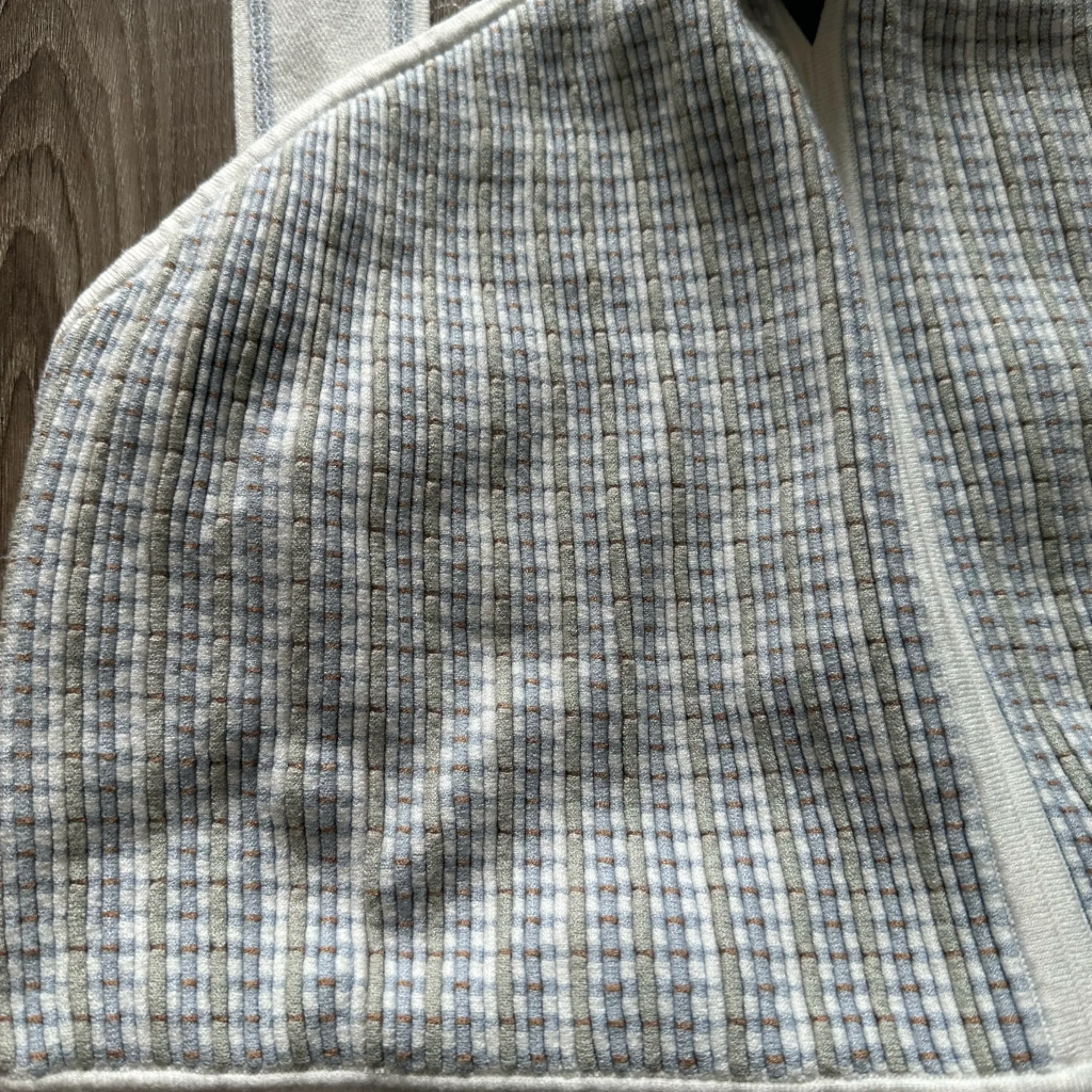 Club Monaco Raeni Knit‎ Halter Top - Image 5