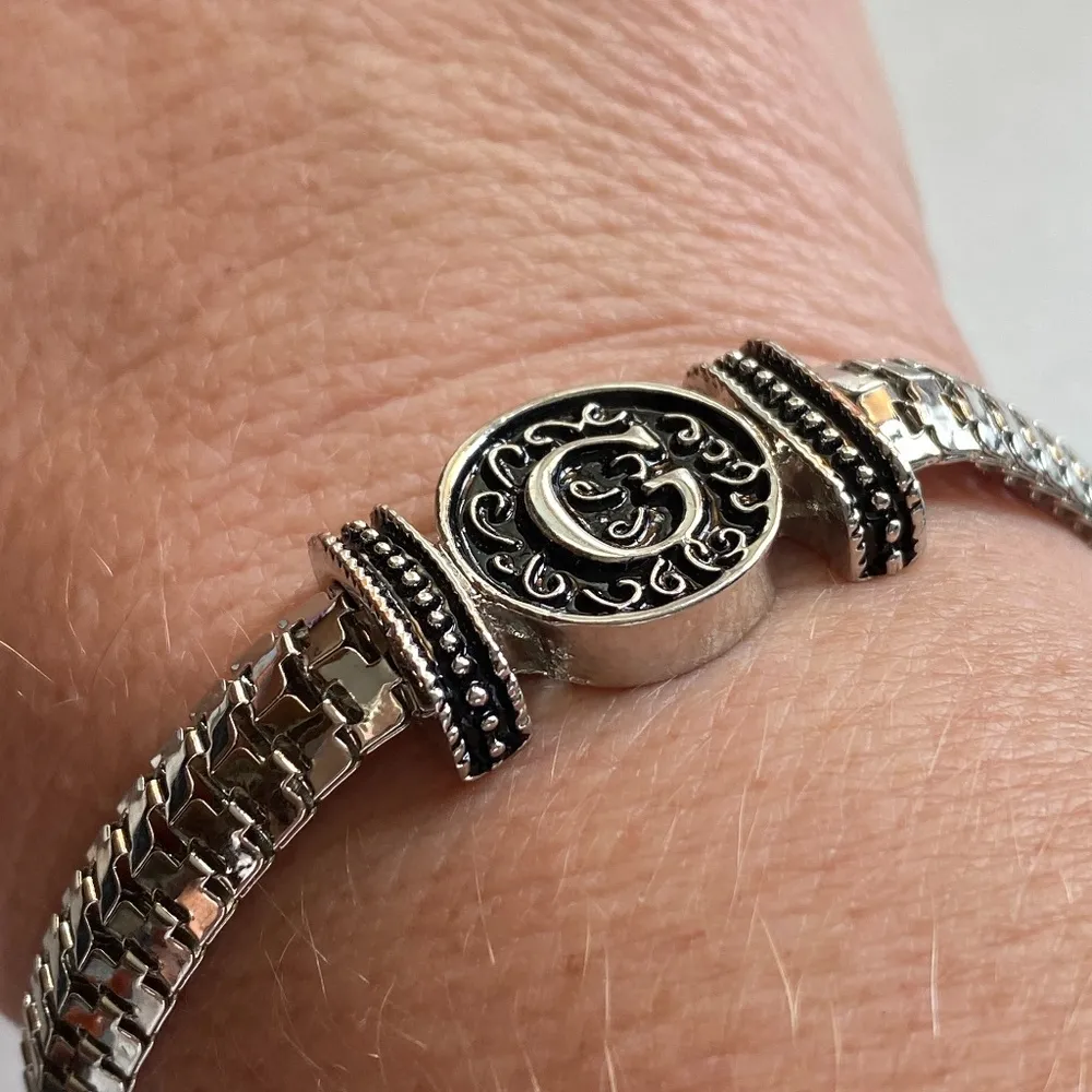 Silver Tone Initial Bracelet G Flat Chain Fold Over Clasp 8" NWOT - Image 4