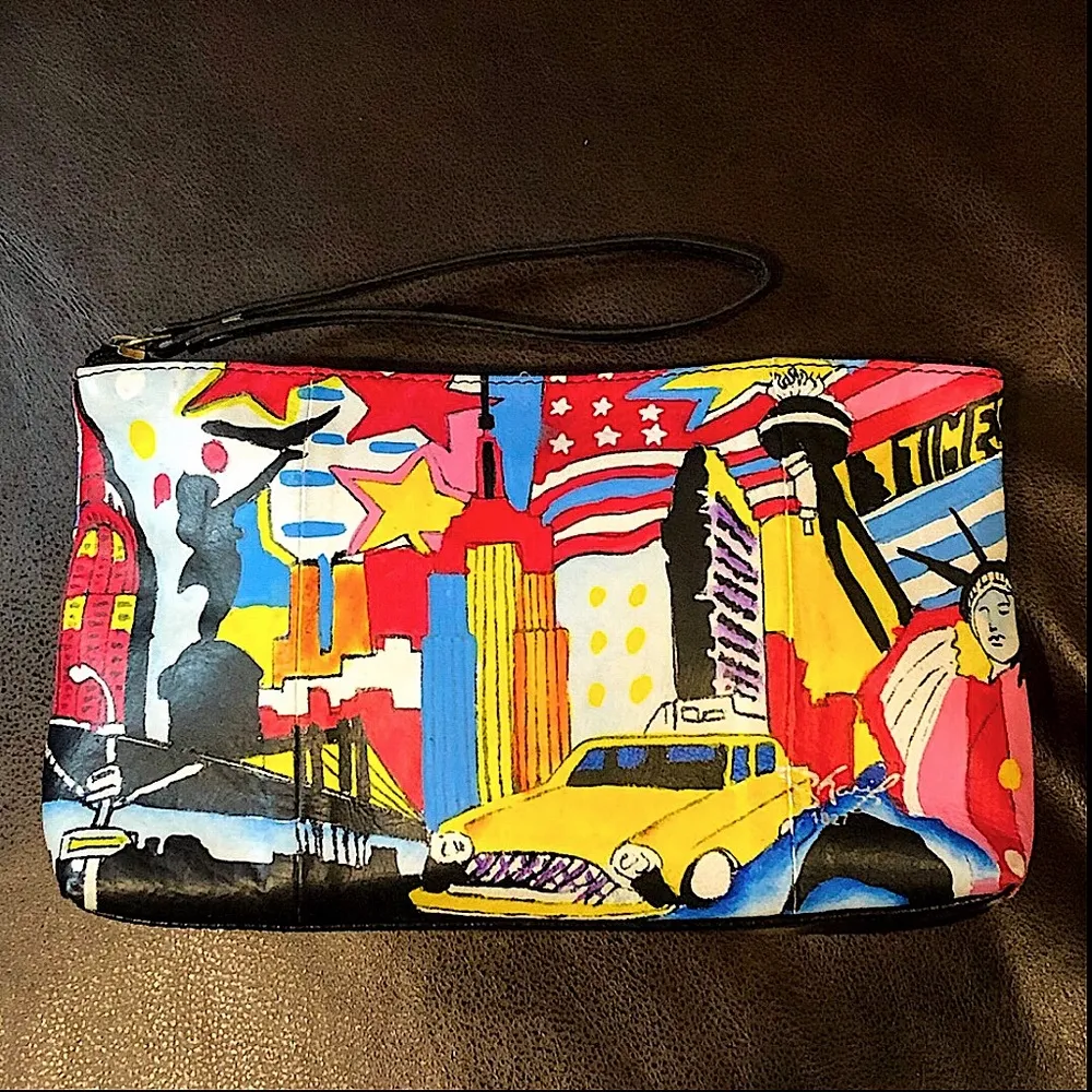 SHARIF New York City Landmarks Limited Edition Hand Painted Wristlet Clutch Black - Image 15