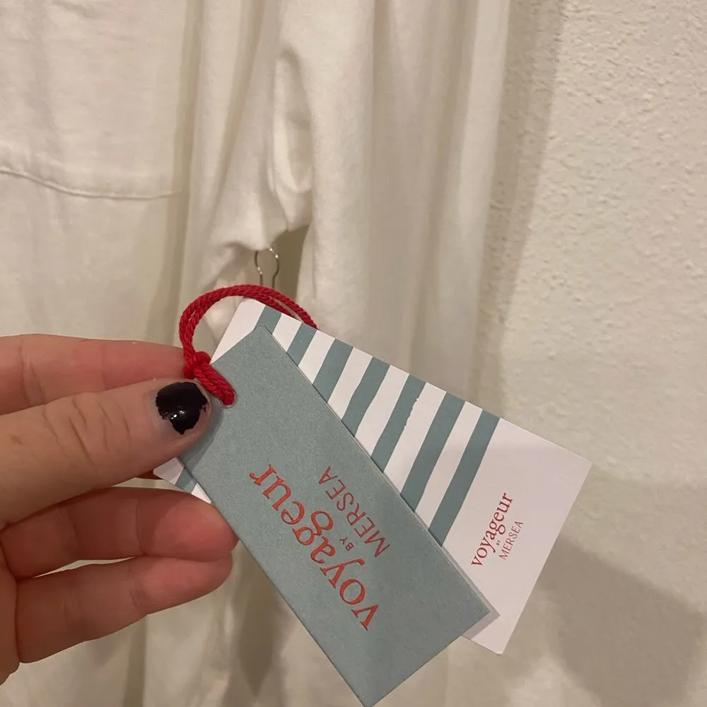 NWT Voyageur By Mersea Moderne Oxford Tee Shirt Buttondown Cotton Top Size Small White - Image 5