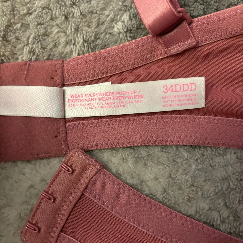 VS Pink Wear Everywhere Push-up Convertible Bra - Image 6