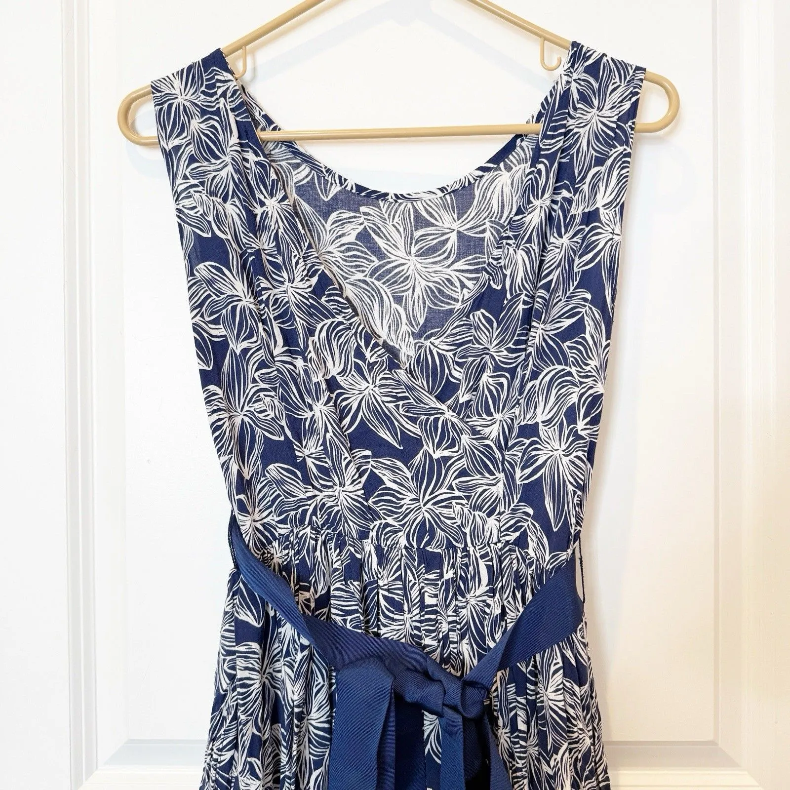 Vineyard Vines Floral Maxi Dress Size 4 Resort Hawaiian Coastal Island Vacation - Image 4