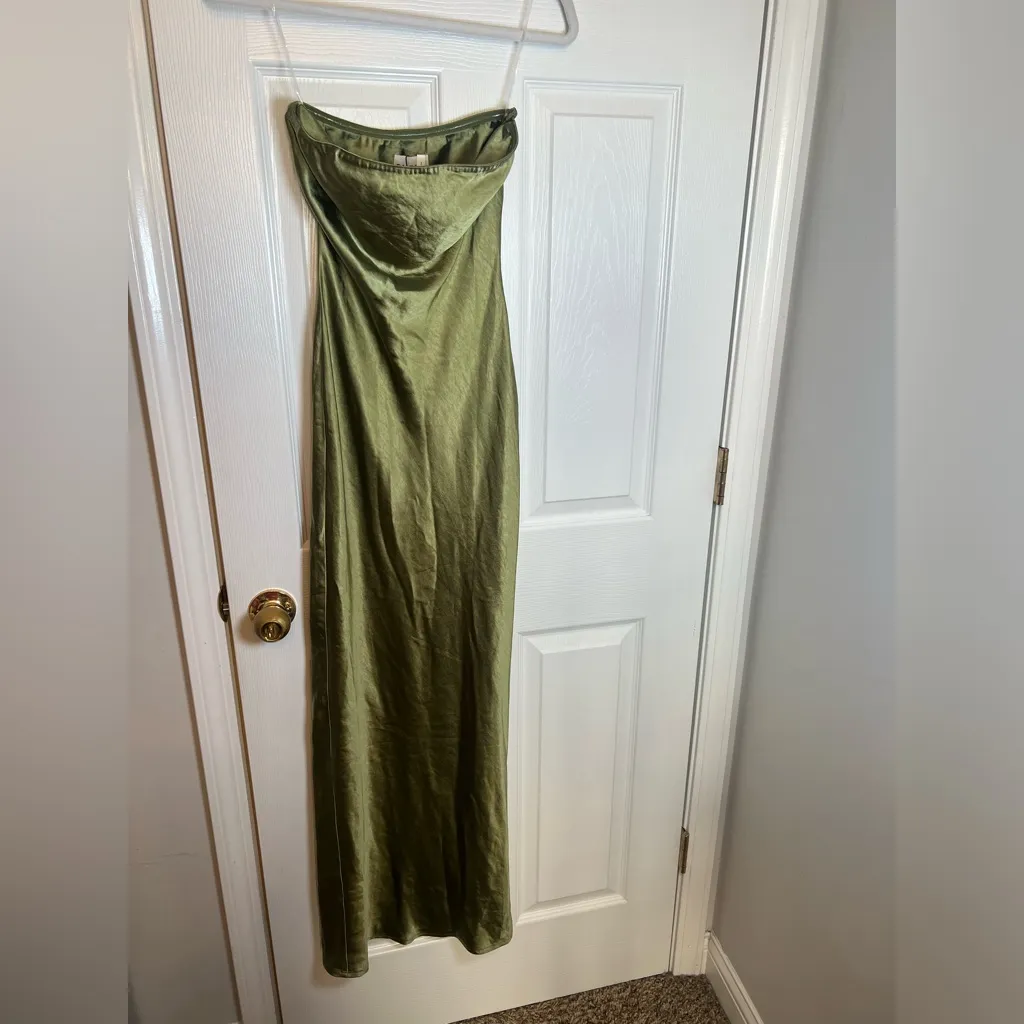 SNDYS x REVOLVE Angel Strapless Midi Dress in Olive Green Size XS - Image 3