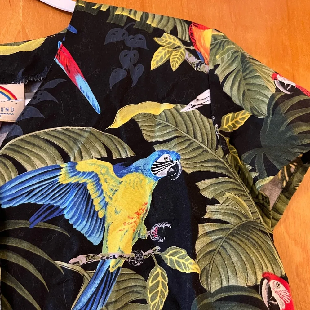 Paradise Found Hawaii Vintage Hawaiian Button Down Cropped Shirt Macaws Birds XS - Image 7