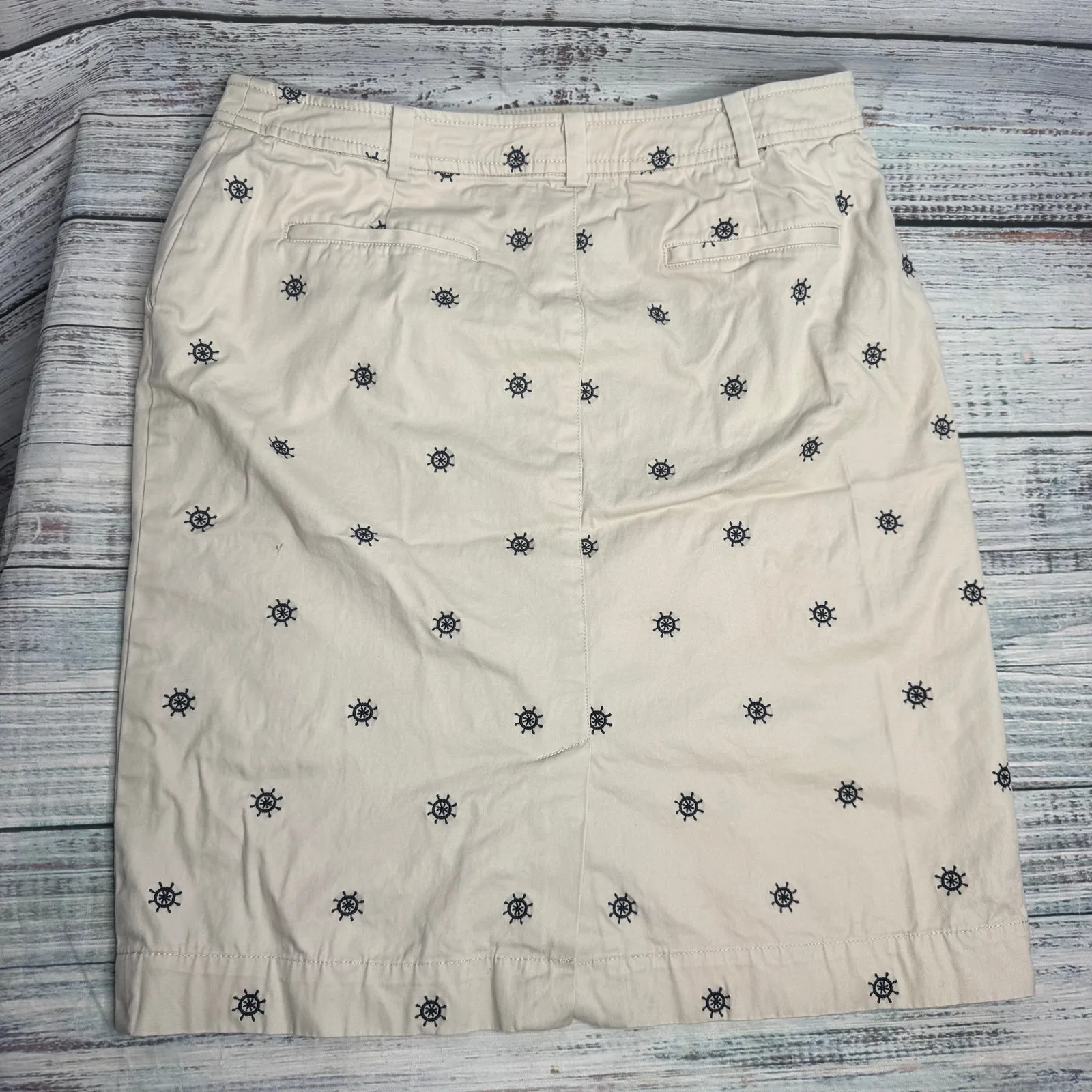 Talbots Cream Color Embroidered Sail Boat Wheel Pencil Skirt 6 - Image 3