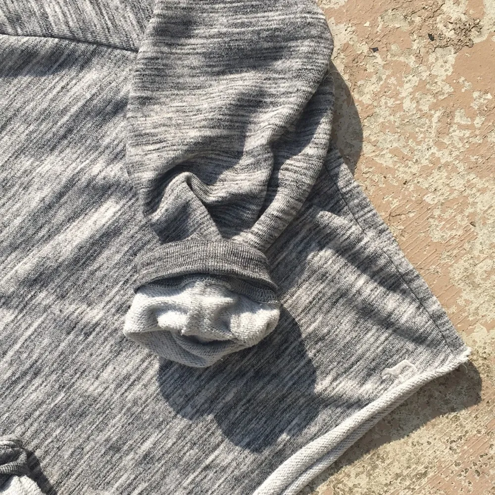 PINK cropped hoodie - Image 3