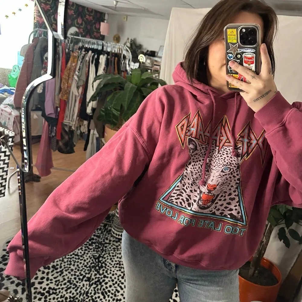 Daydreamer Def Leppard Too Late For Love Pullover Hoodie Pink Size Large - Image 7