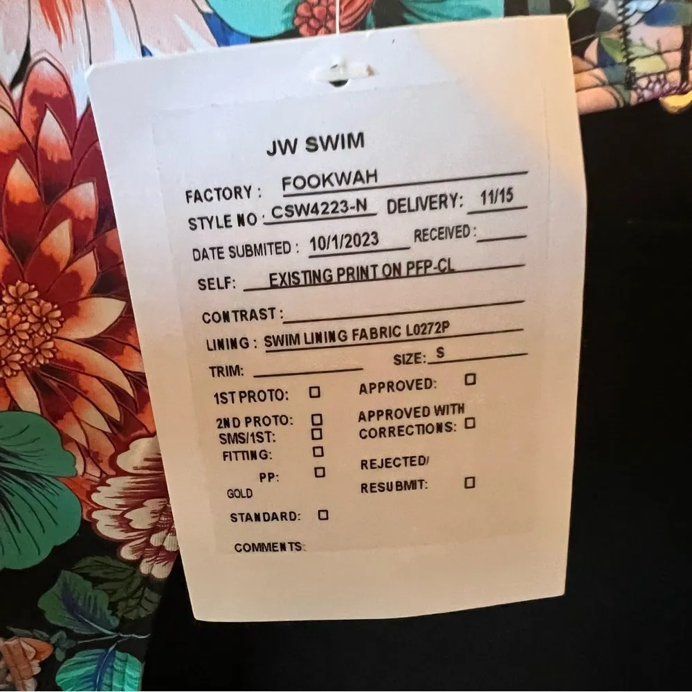 NWT‎ Johnny Was Cut Out Neoprene One Piece Women's Swimsuit Surf Suit Sample Tag - Image 4