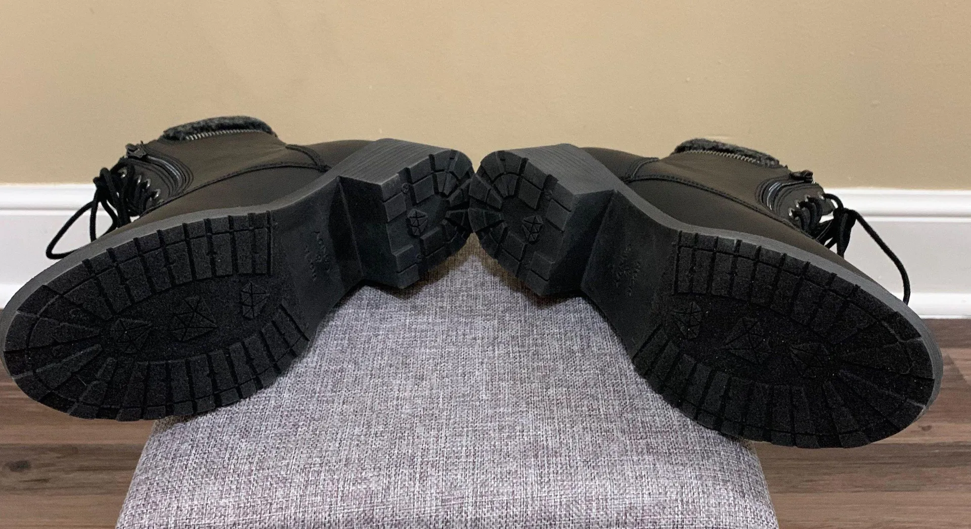 Black Sandye Zipper Boots Size 10 - Image 9