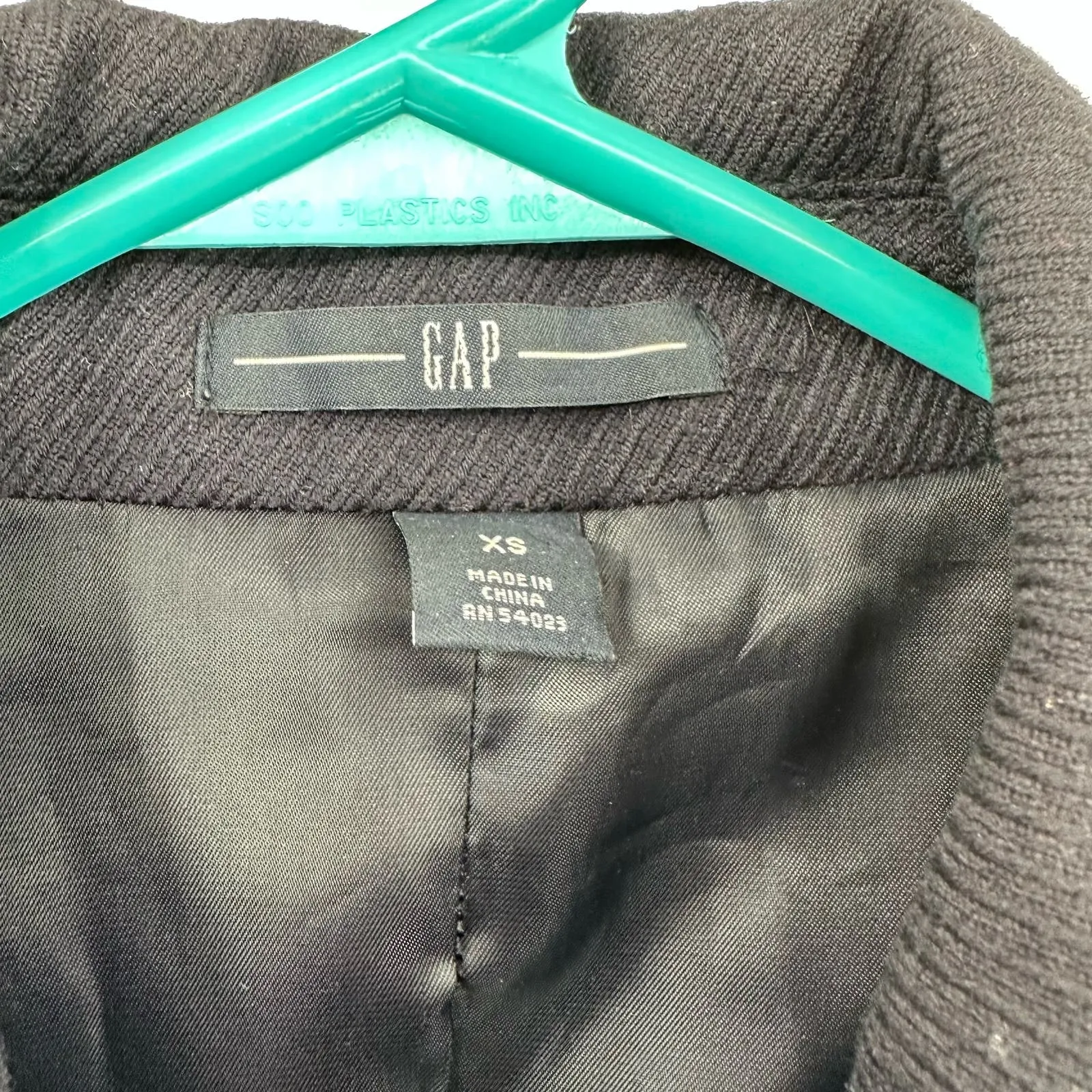 Gap size XS button up coat jacket outerwear virgin wool outer lined‎ - Image 5