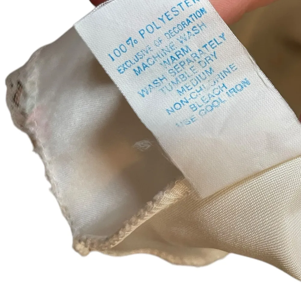 Body Chic Vintage 60s Satin Silky Ethereal Cottagecore Dreamy Rose Crop Slip Top White Size M - Image 6