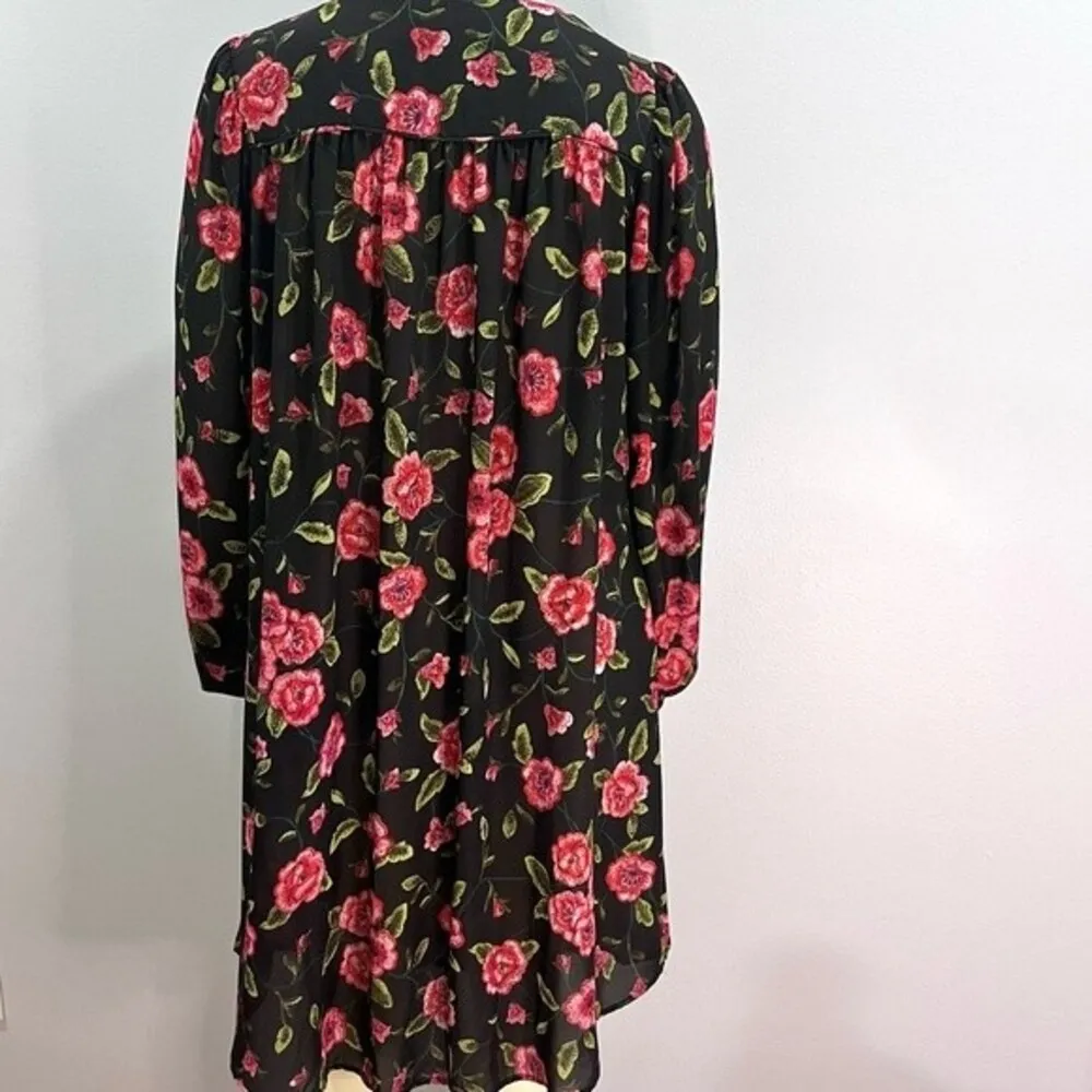 Emma & Michele long sleeve black floral dress with pockets size medium - Image 3