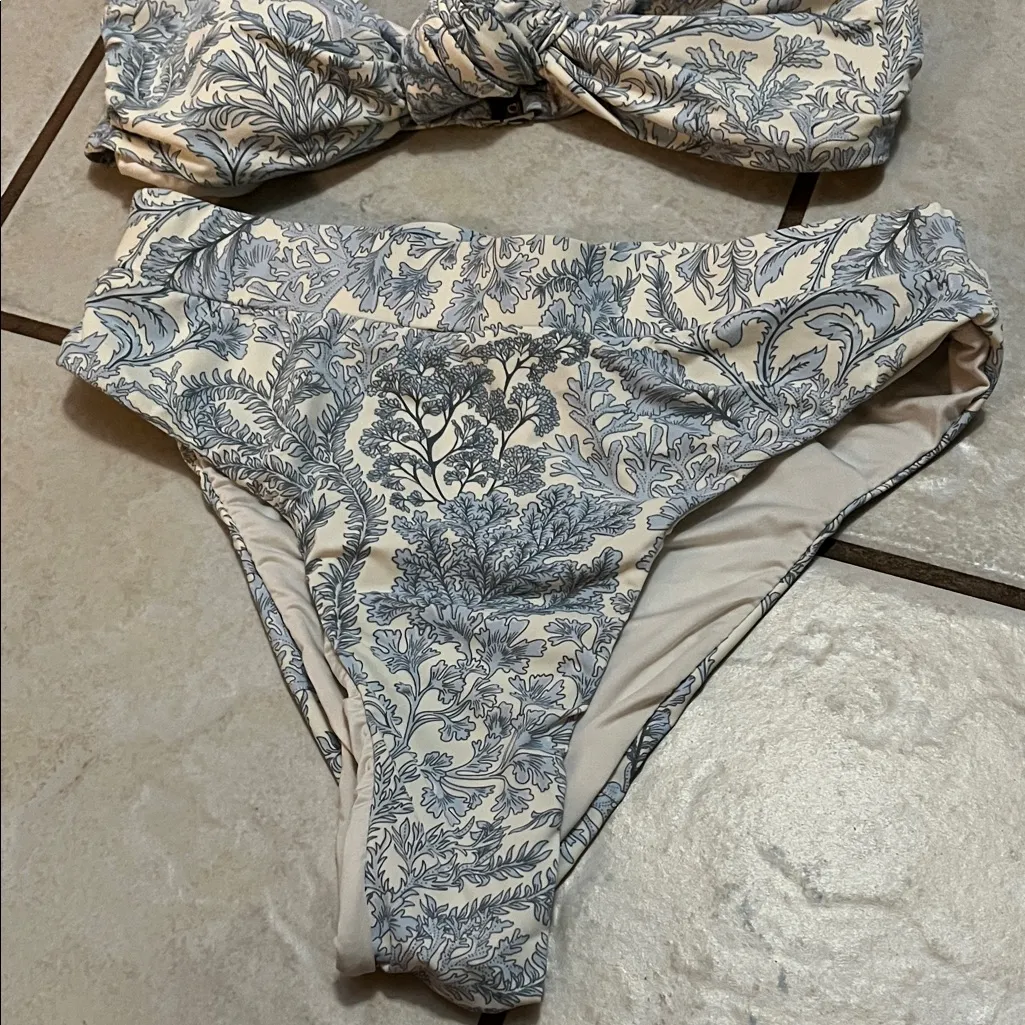Envya Floral Print Bikini Set sz M Blue Size M - Image 2