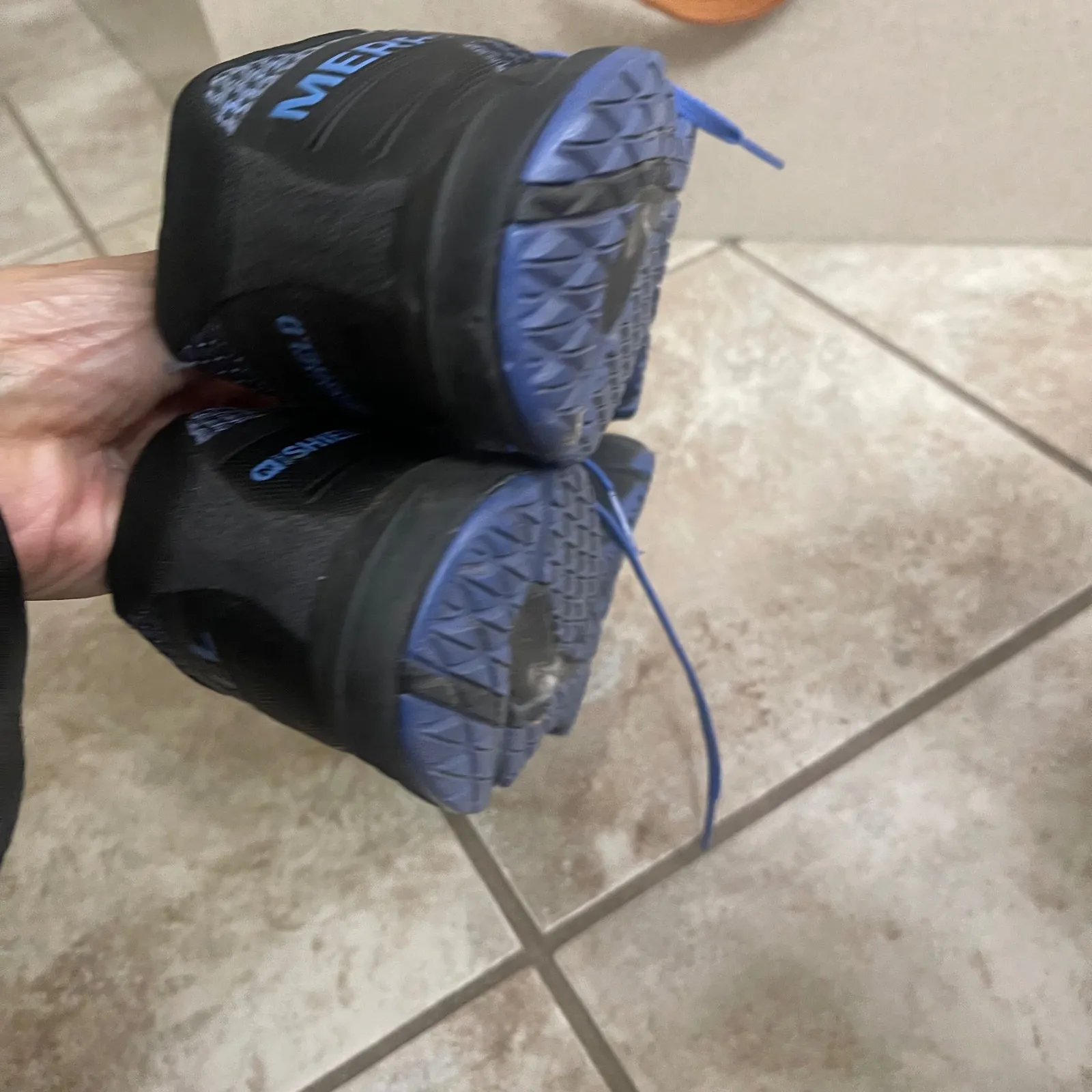 Merrell Women's Bare access flex shield sz 9 Running Shoes Black Blue Athletic - Image 4