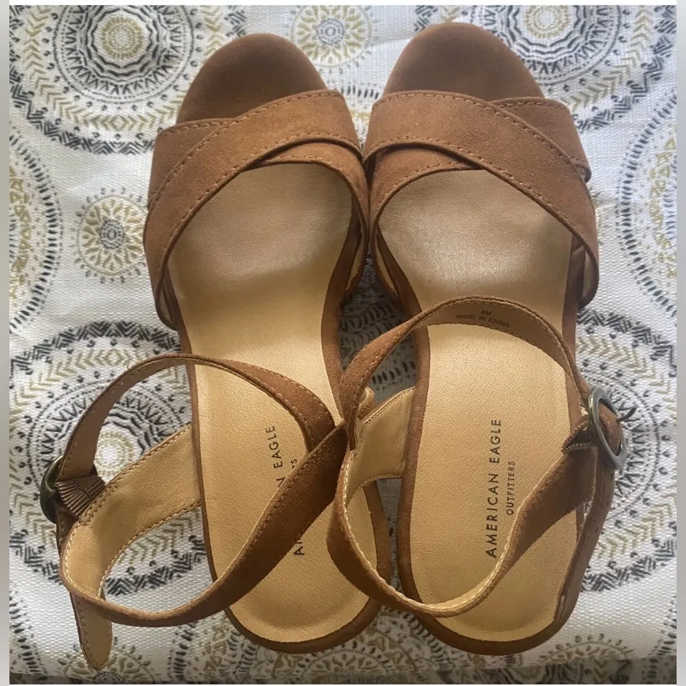American Eagle Outfitters strappy brown sandal with block heel Size 8 NWOB - Image 3
