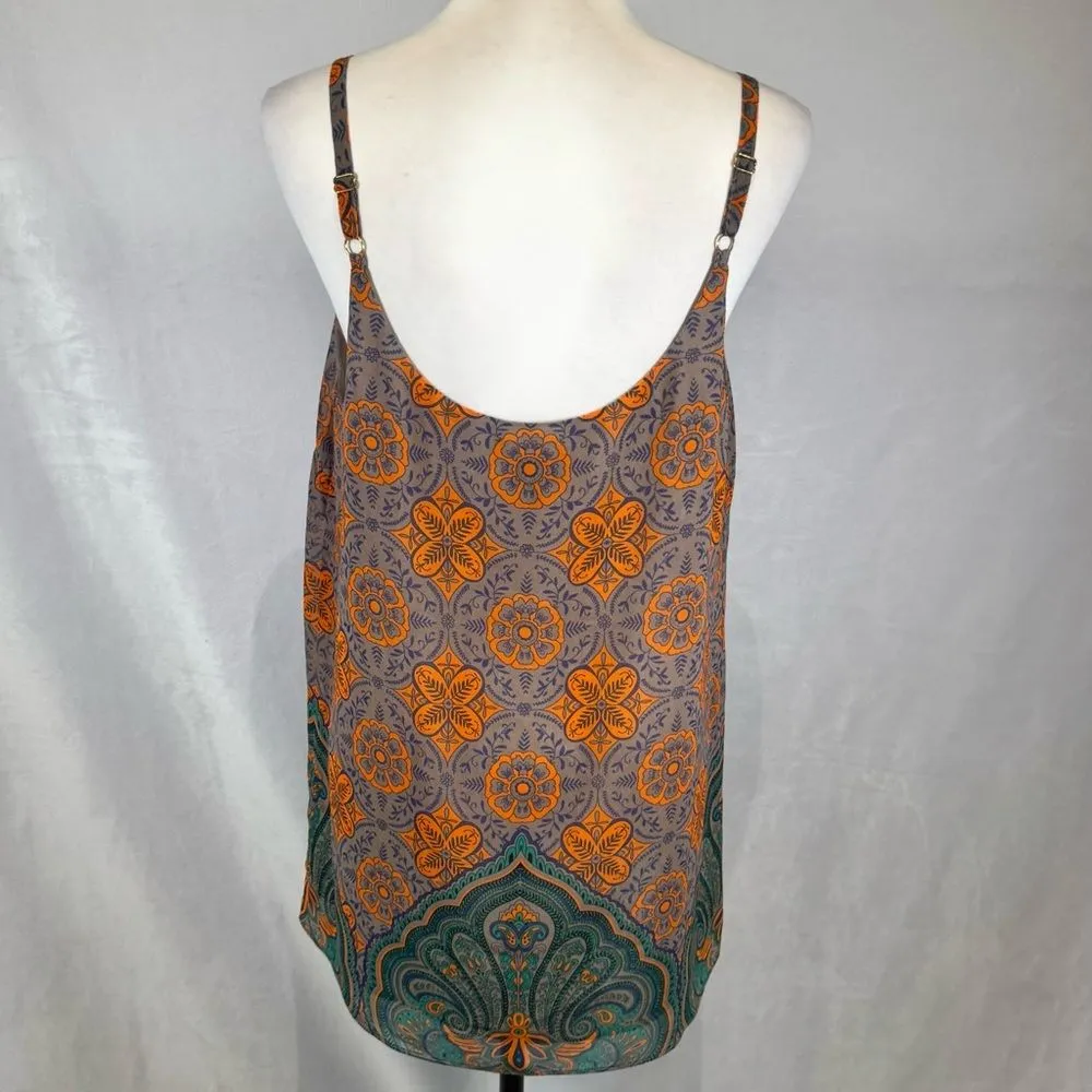 Cabi arabesque modern cami top size medium - Image 5