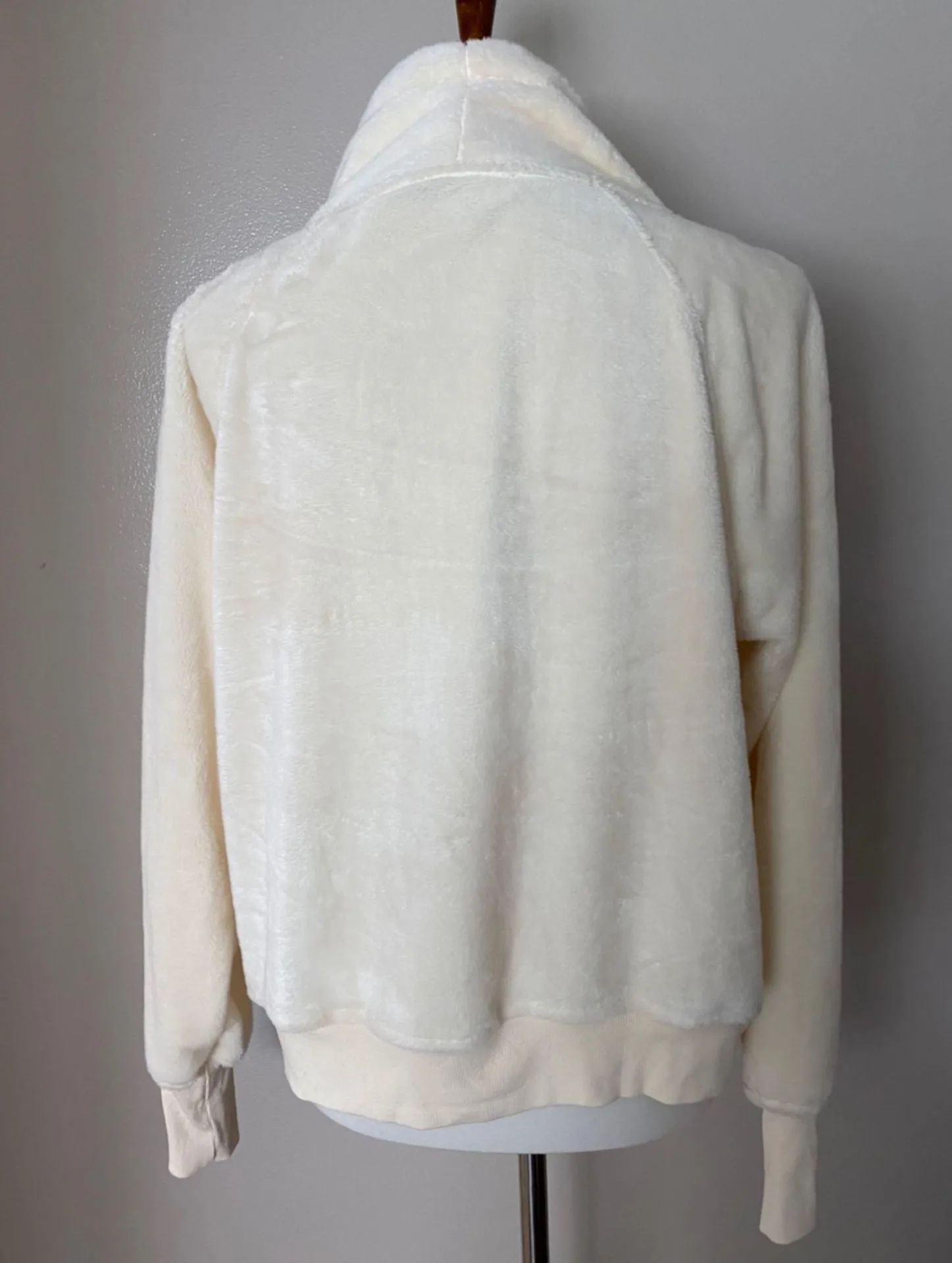 Mairead Mock Neck Pullover - Image 4