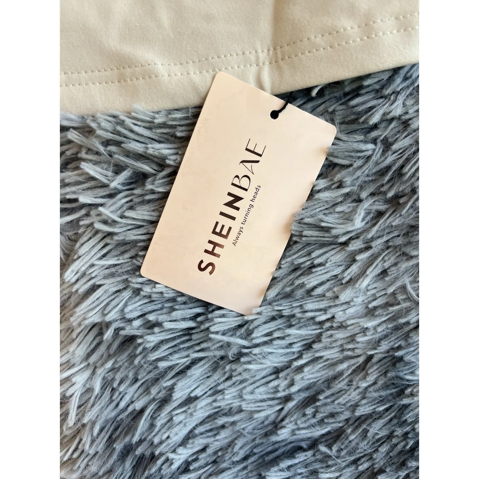 SHEINBAE Cream  Long Sleeve Backless Crop Top L NEW Sexy Slim Fit‎ Stretch Knit. - Image 3