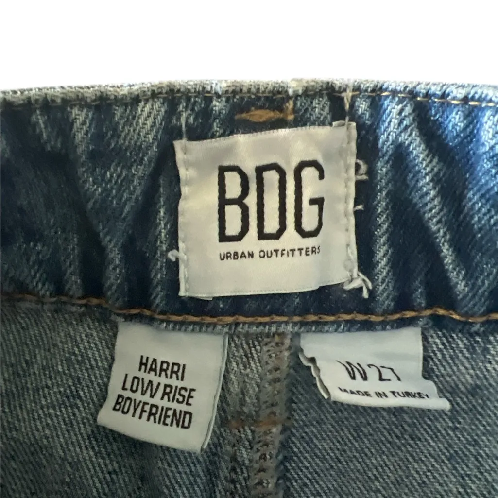 NWT BDG Urban Outfitters Harri Low Rise Boyfriend Loose Fit Denim Shorts size 27 - Image 4