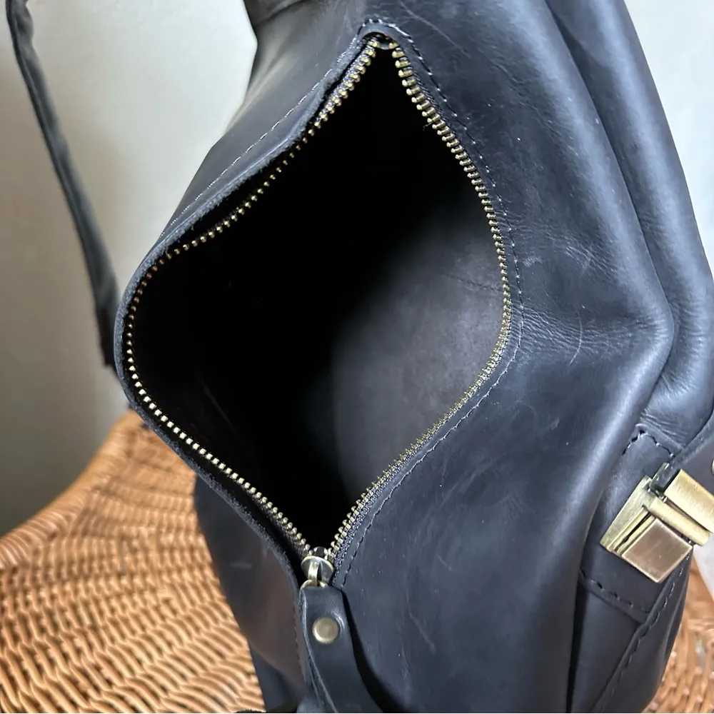 Minimalist Black Leather Backpack - Image 4