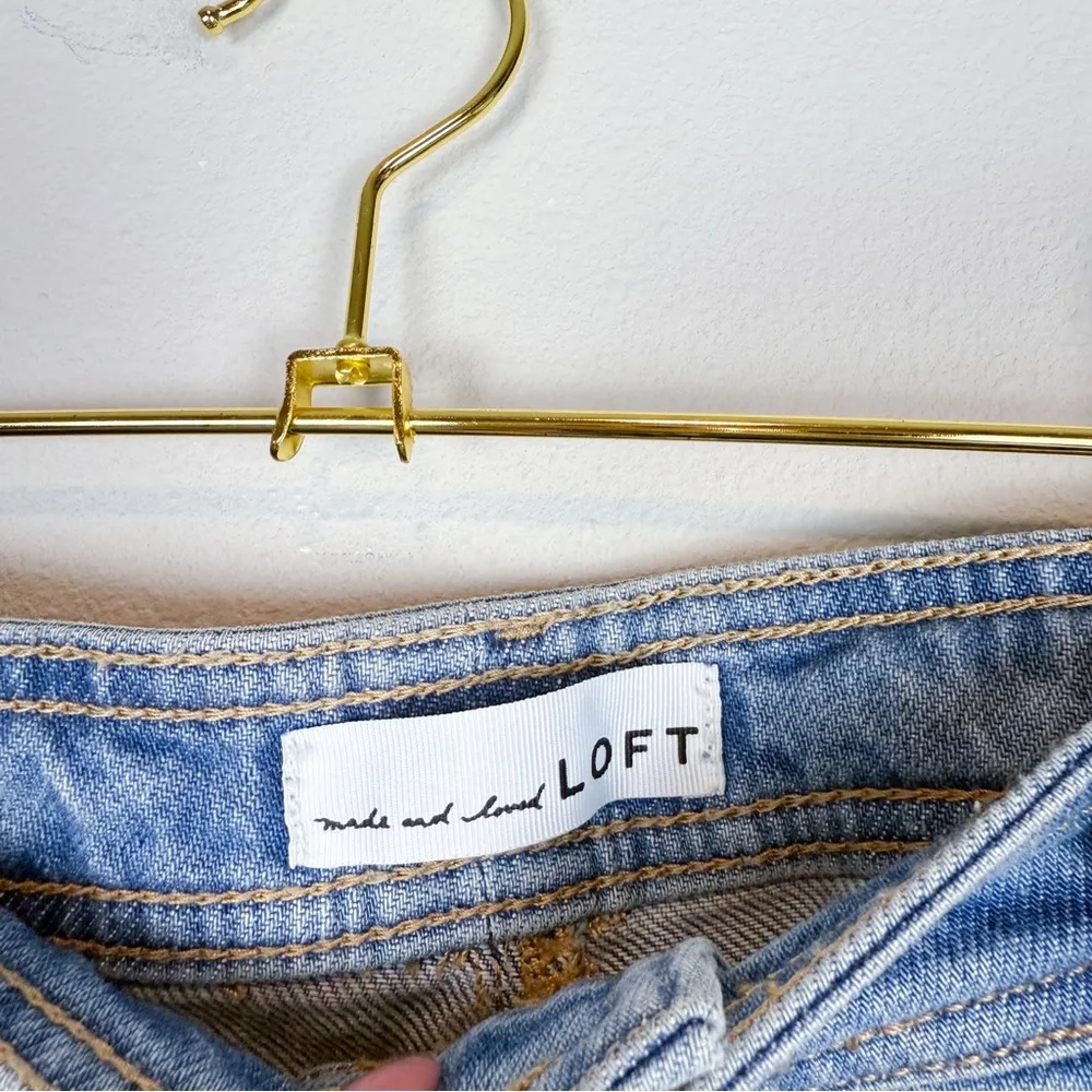 LOFT High Rise Barrel Jeans Light Vintage Indigo Size 27/ 4 - Image 7