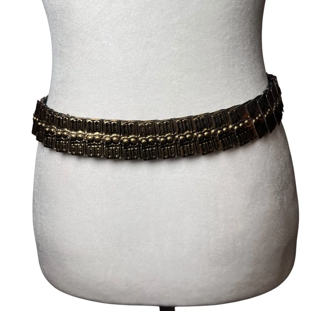 VTG Harwill NY Gold Tone Stretch Hammered Metal Statement Belt 70s Oval Retro - Image 5